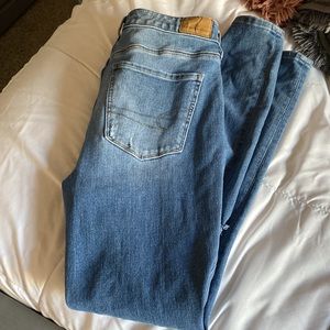 AMERICAN EAGLE THE DREAM JEAN